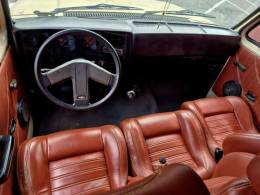 CHEVROLET - D20 - 1988/1989 - Bege - R$ 99.000,00