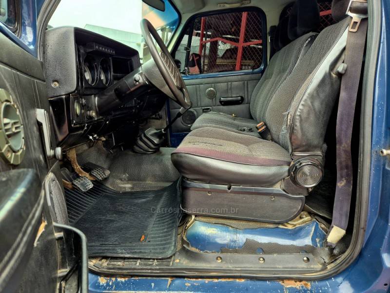 CHEVROLET - VERANEIO - 1992/1992 - Azul - R$ 79.000,00