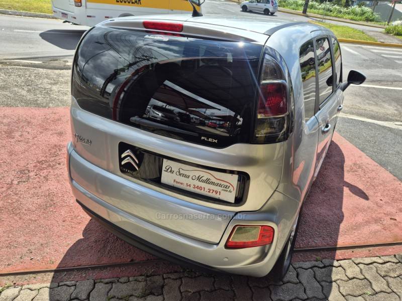 CITROËN - C3 PICASSO - 2011/2012 - Prata - R$ 32.000,00