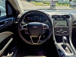 FORD - FUSION - 2015/2016 - Branca - R$ 90.000,00