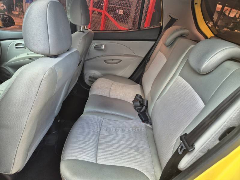 KIA MOTORS - PICANTO - 2010/2011 - Amarela - R$ 31.500,00