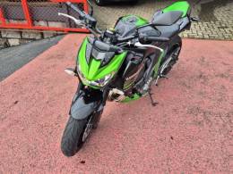 KAWASAKI - Z800 - 2014/2014 - Verde - R$ 41.500,00