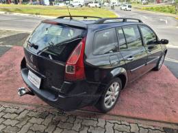 RENAULT - MÉGANE - 2010/2011 - Preta - R$ 30.000,00