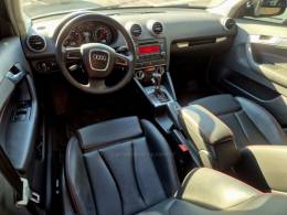 AUDI - A3 - 2010/2010 - Branca - R$ 77.000,00