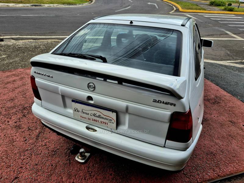 CHEVROLET - KADETT - 1997/1998 - Branca - R$ 29.900,00