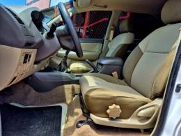 TOYOTA - HILUX - 2013/2013 - Branca - R$ 103.000,00