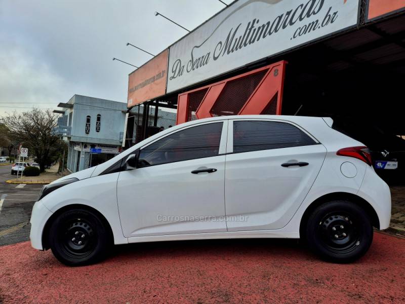 HYUNDAI - HB20 - 2019/2019 - Branca - R$ 54.000,00
