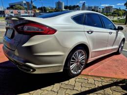 FORD - FUSION - 2015/2016 - Branca - R$ 89.000,00