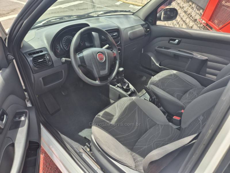 FIAT - STRADA - 2015/2016 - Branca - R$ 49.000,00