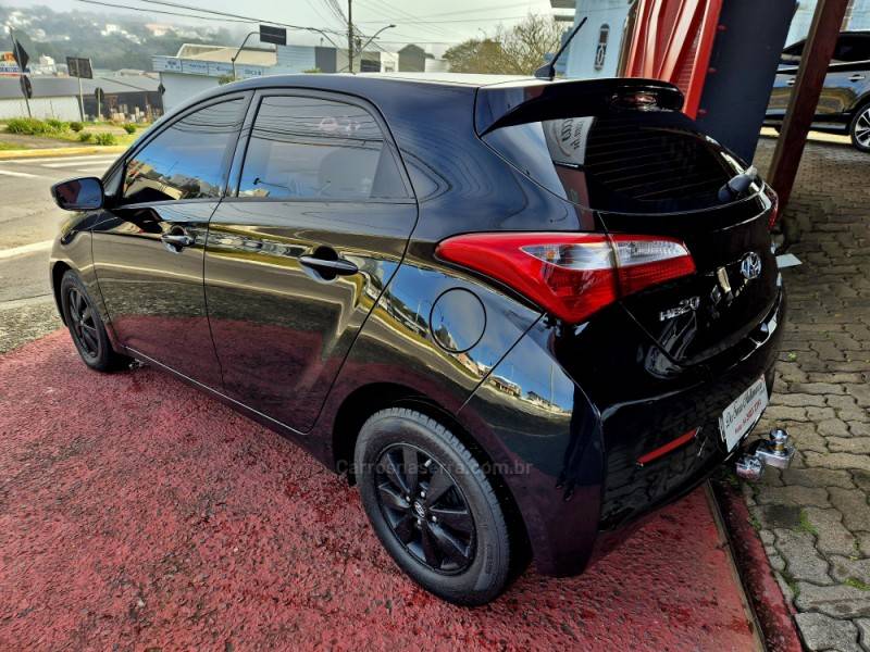 HYUNDAI - HB20 - 2012/2013 - Preta - R$ 50.000,00