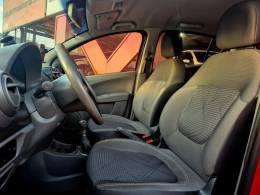 FIAT - PALIO - 2015/2015 - Vermelha - R$ 40.000,00