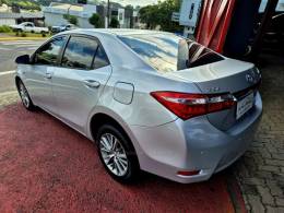 TOYOTA - COROLLA - 2015/2015 - Prata - R$ 84.900,00