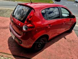 FIAT - PALIO - 2014/2015 - Vermelha - R$ 39.900,00