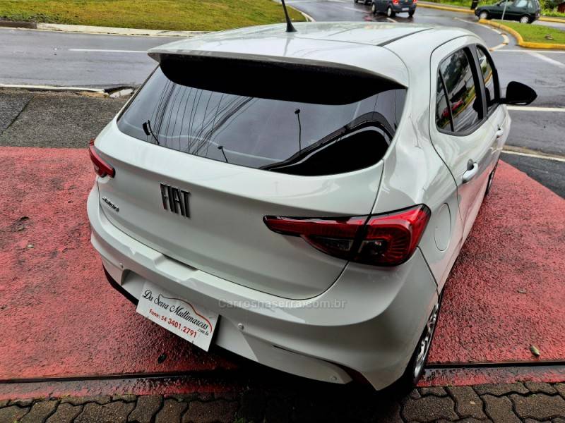 FIAT - ARGO - 2018/2019 - Branca - R$ 54.000,00