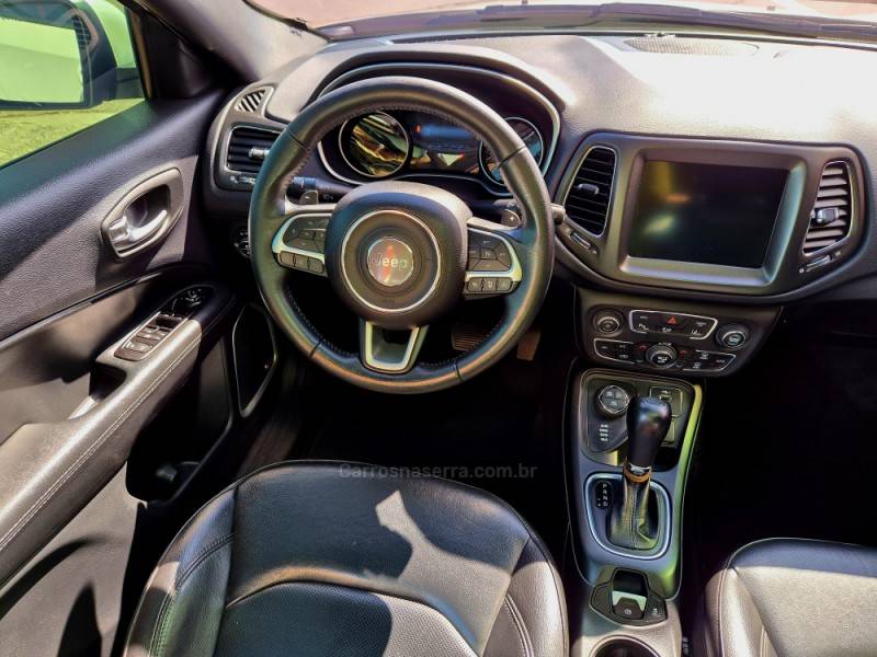 JEEP - COMPASS - 2020/2021 - Branca - R$ 135.000,00