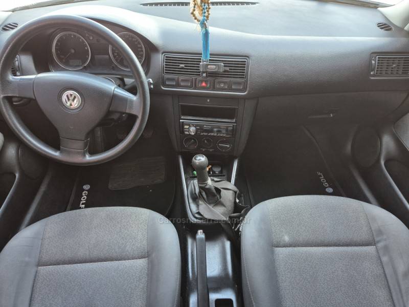 VOLKSWAGEN - GOLF - 2008/2009 - Prata - R$ 39.900,00