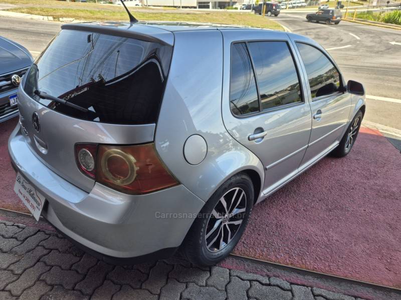 VOLKSWAGEN - GOLF - 2008/2009 - Prata - R$ 39.900,00