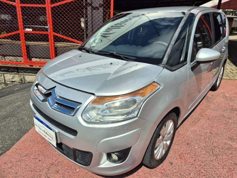 CITROËN - C3 PICASSO - 2011/2012 - Prata - R$ 32.000,00