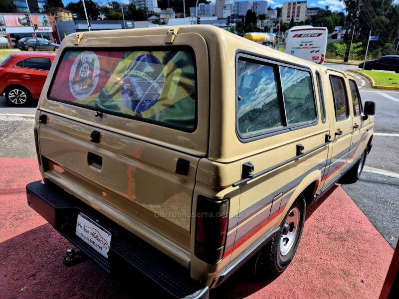 CHEVROLET - D20 - 1988/1989 - Bege - R$ 99.000,00