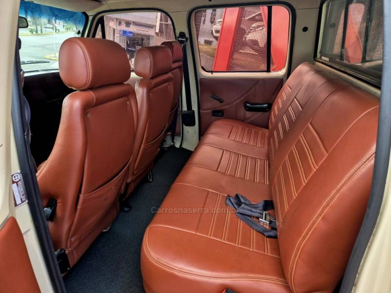 CHEVROLET - D20 - 1988/1989 - Bege - R$ 99.000,00