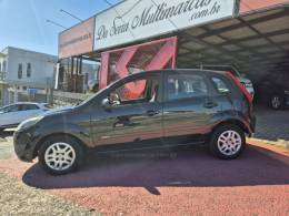 FORD - FIESTA - 2011/2012 - Preta - R$ 28.900,00