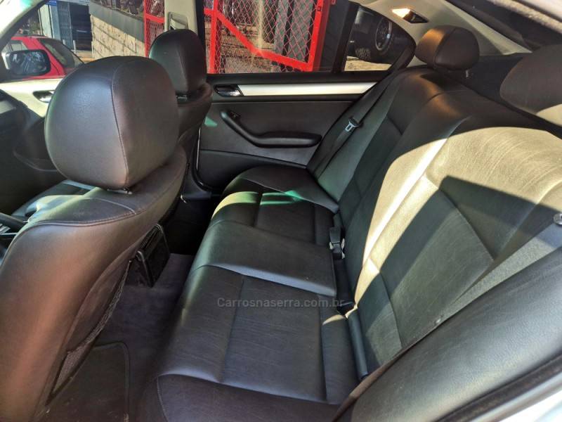 BMW - 320I - 2004/2005 - Prata - R$ 49.900,00
