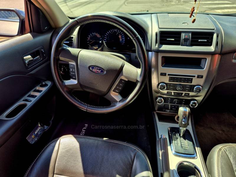 FORD - FUSION - 2011/2012 - Cinza - Sob Consulta