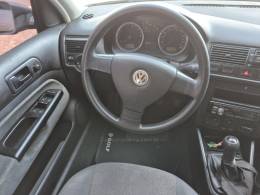 VOLKSWAGEN - GOLF - 2008/2009 - Prata - R$ 39.900,00